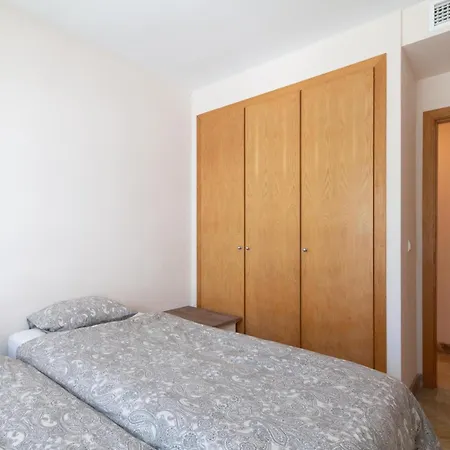 2bed Golf Hills *