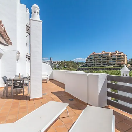 2bed Golf Hills Apartment Estepona