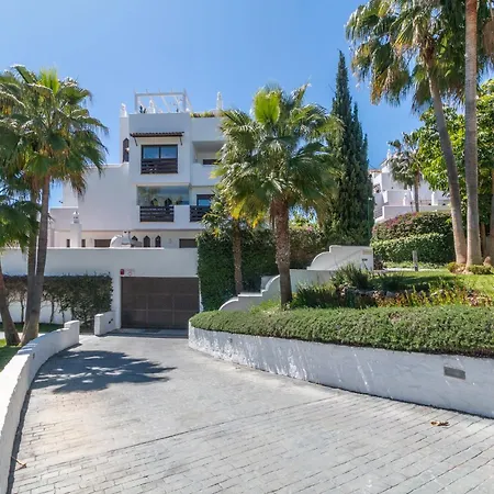 2bed Golf Hills *